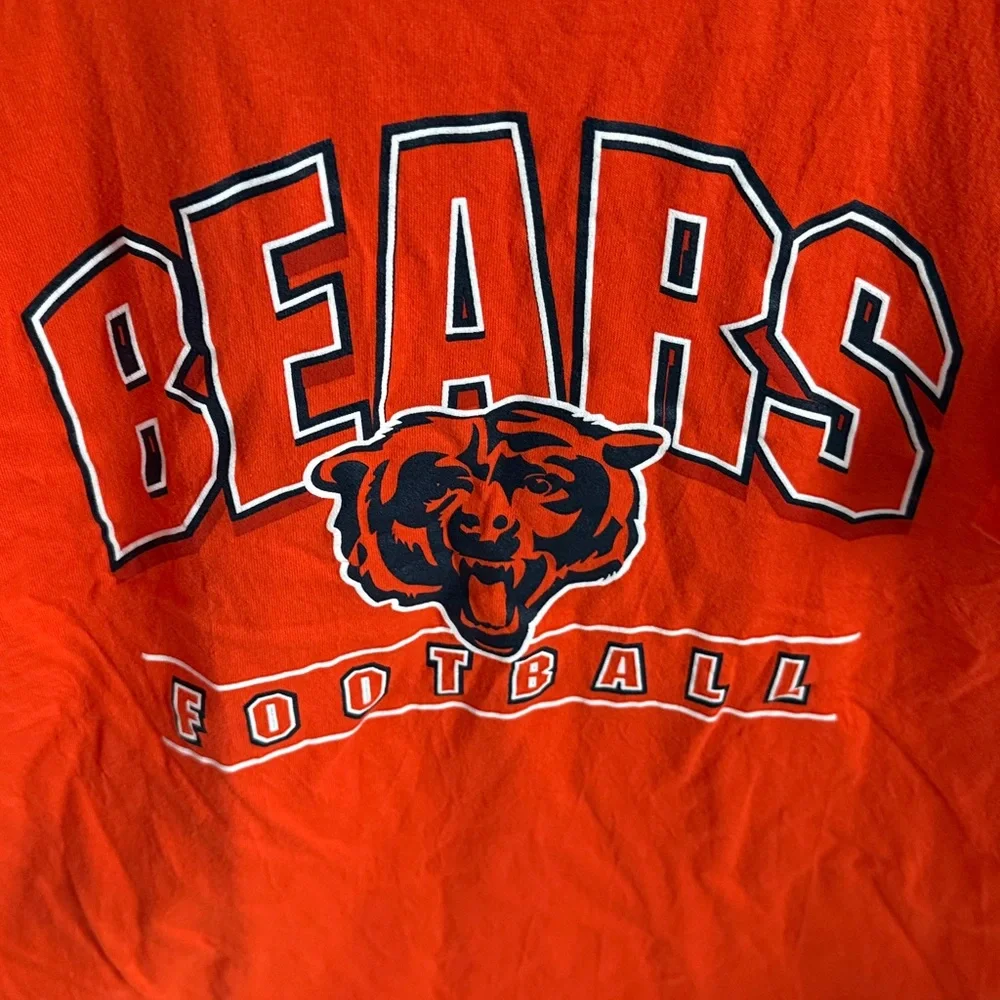 Champion Chicago  Bears Football Tee - Picture 3 of 5